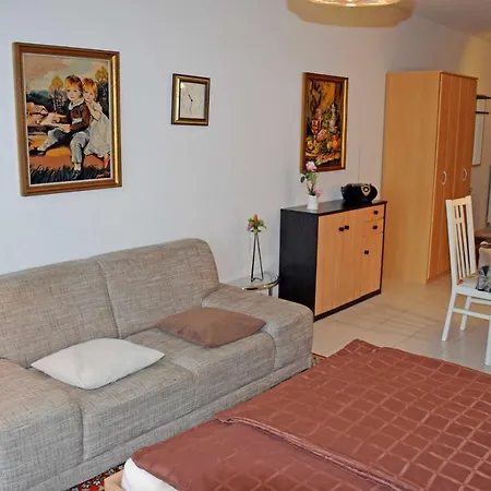 Am Granitzwald Mit B Homestay Sellin (Rugen)