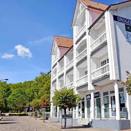 Am Granitzwald Mit B * Sellin (Rugen)